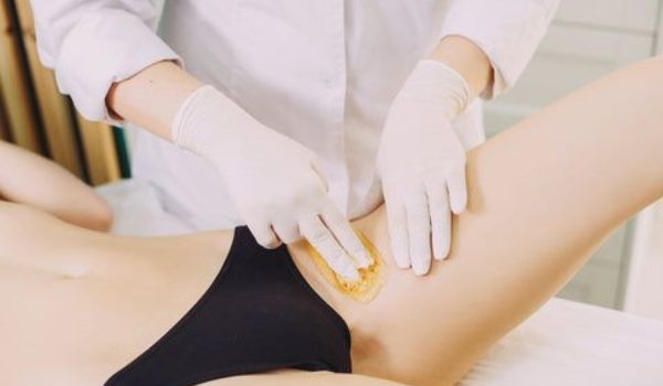 Bikini Sugaring
